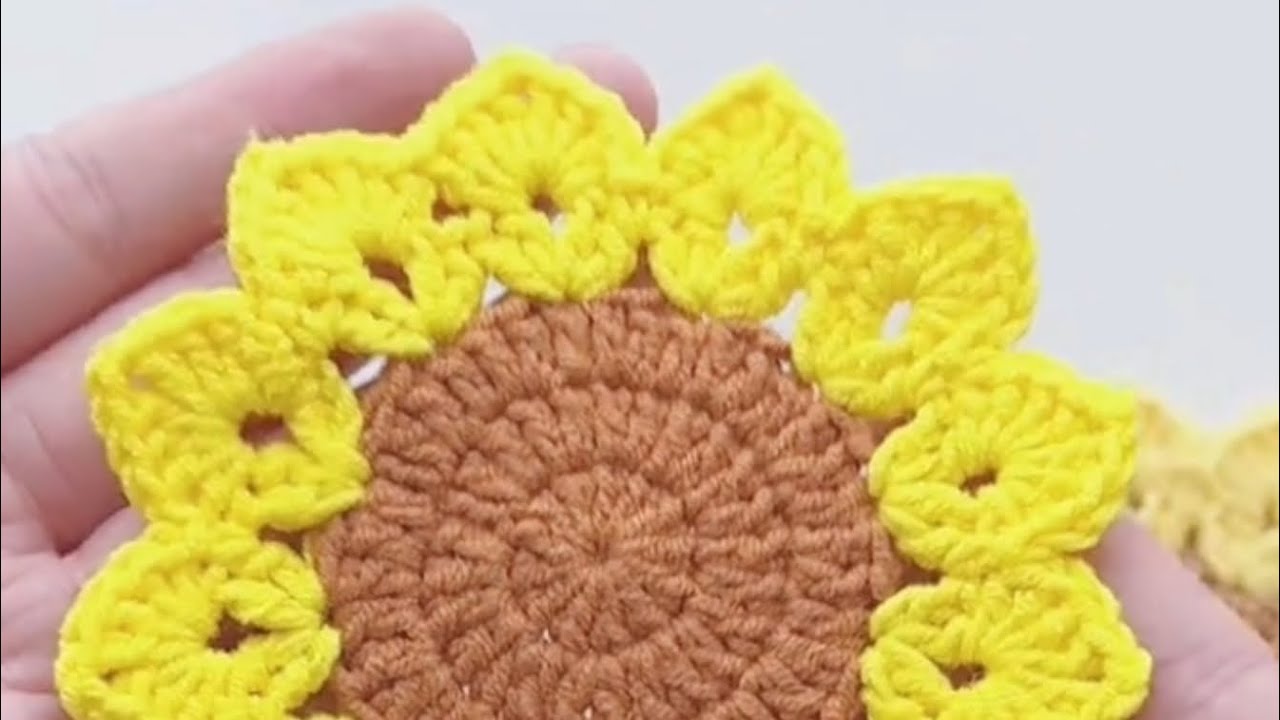 🌻 Easy Sunflower Crochet Coaster | Beginner-Friendly Pattern - YouTube