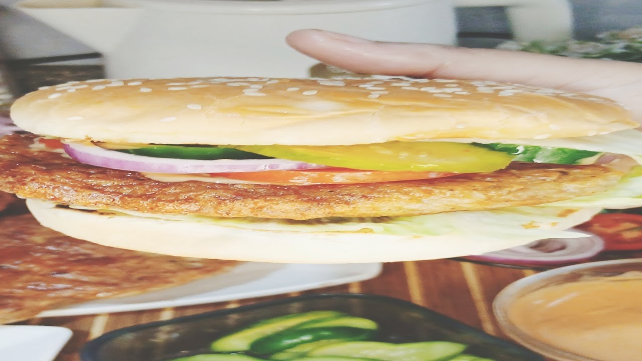 تشكين برجر اميرة محمد