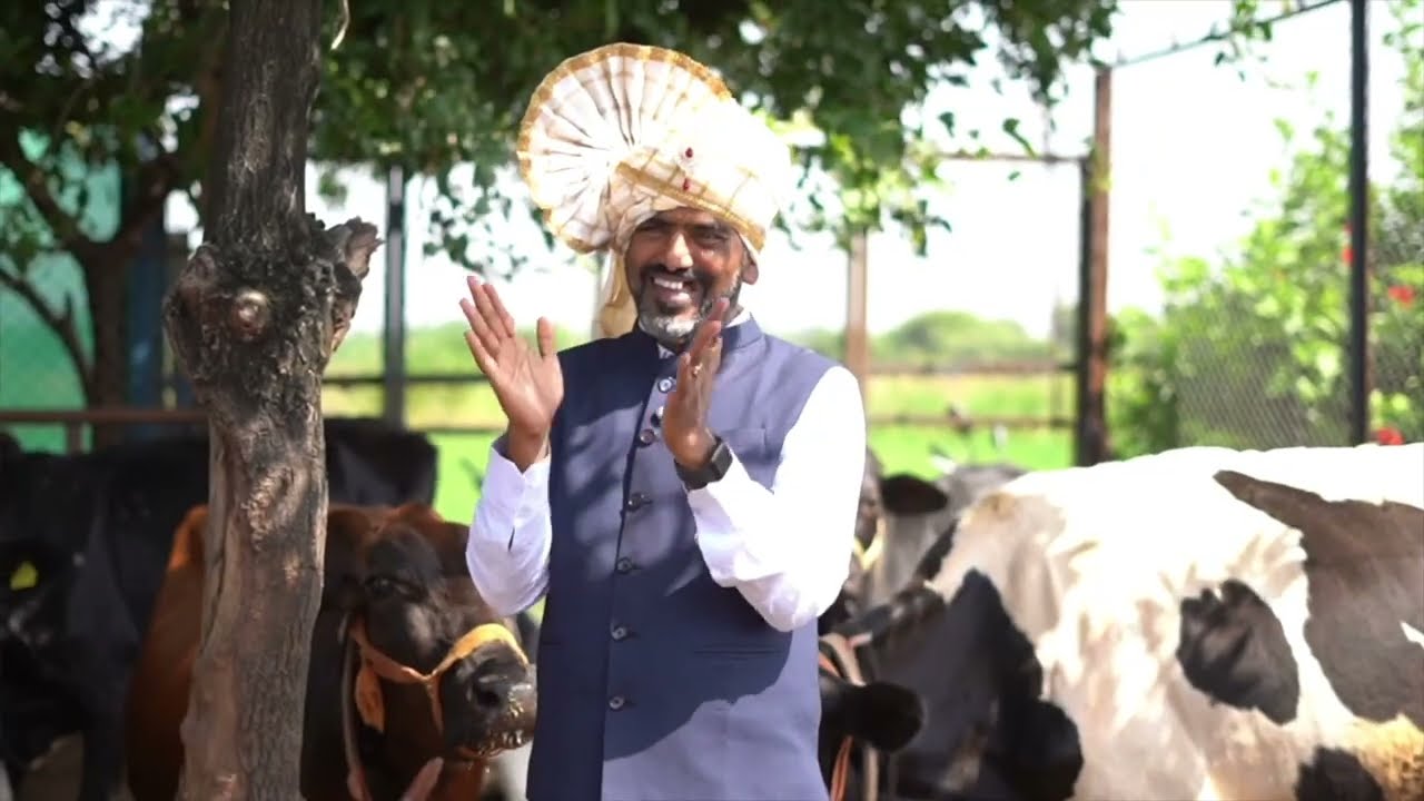 प्रती गाय 30 ह.चे जास्तीचे दूध कसं काढाल ? 3 वर्षात 🐄गोठ्याचा केला कायापालट॥चला गायी पाळूया आनंदाने॥