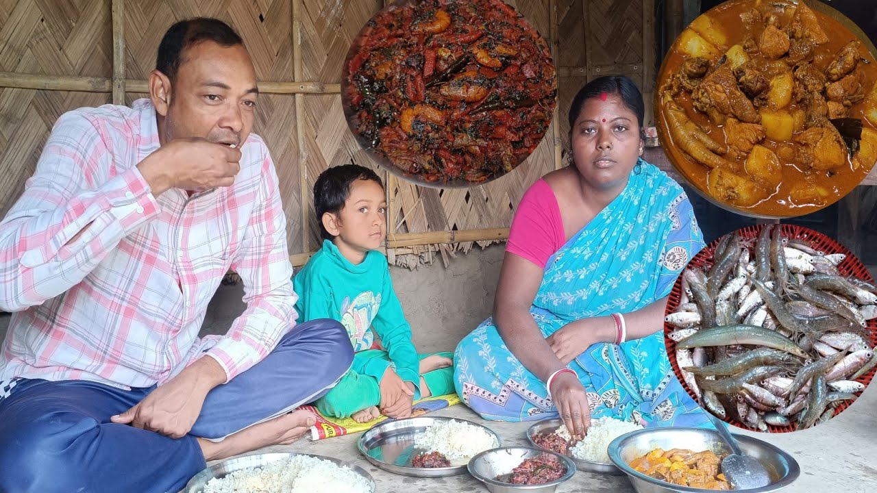 চিংড়ি মাছ দিয়ে লাল শাকের ভাজা সাথে চিকেন কারি আর জমিয়ে খাওয়া দাওয়া।