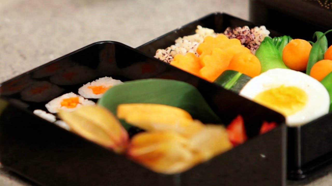 Sushi Rolls for a Child's Bento Box Bento Box YouTube