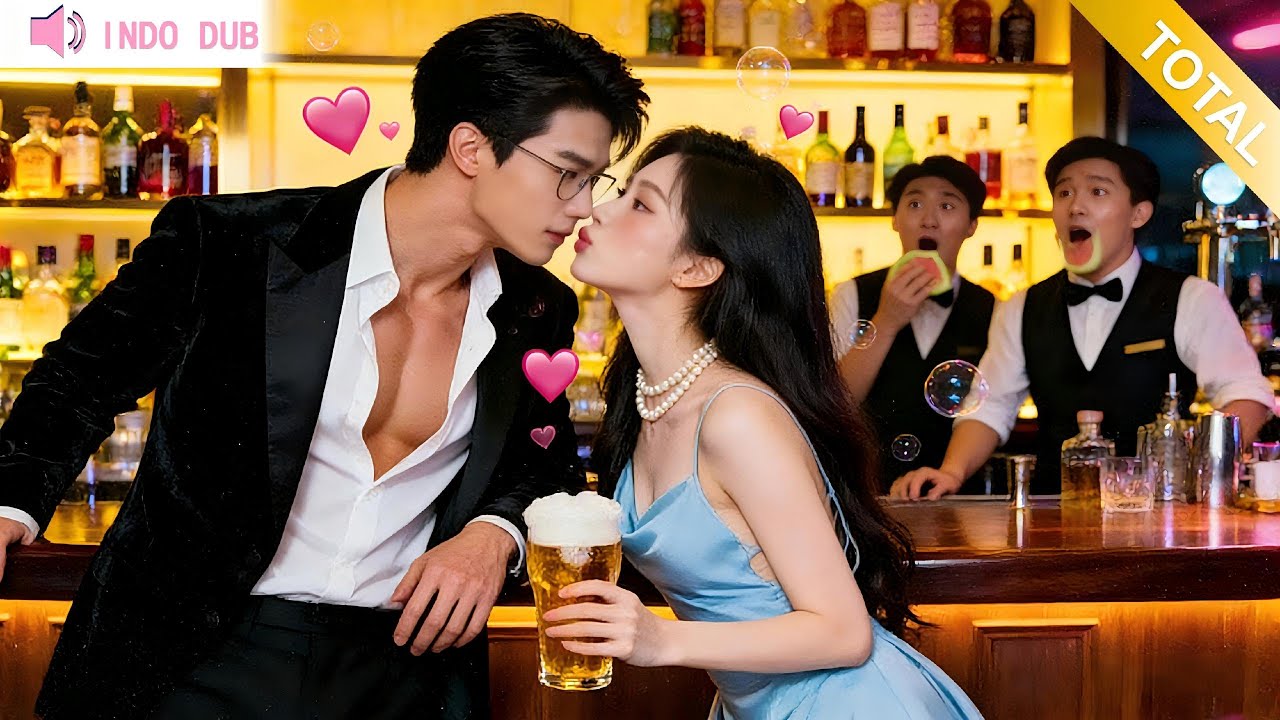 Perempuan itu memelihara CEO bangkrut, tanpa sadar identitas aslinya tak ada yang berani sentuh.