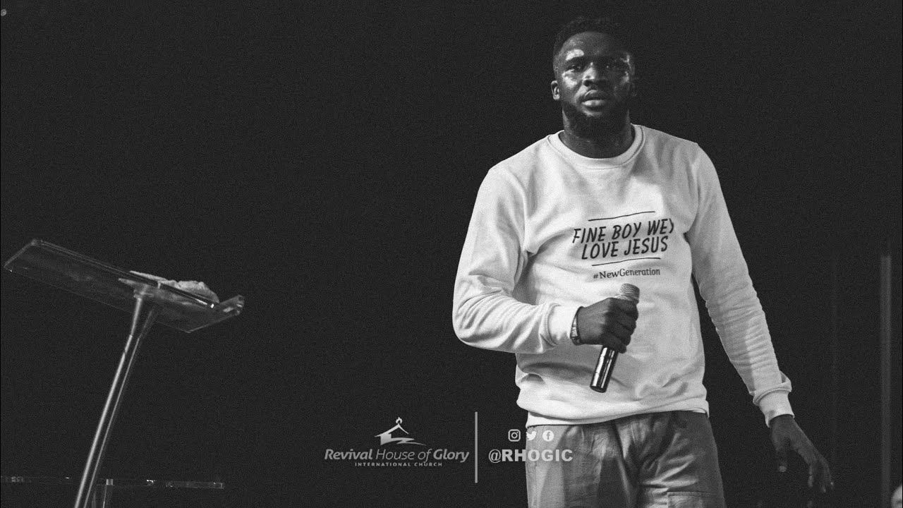 ⁣EBUKA SONGS POWERFUL MINISTRATION AT RHOGIC ABUJA - GIVE YOUTH CHANCE AGAIN IN THE CHURCH HE CRIED😭