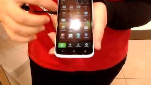 how to add and remove apps from main screen.