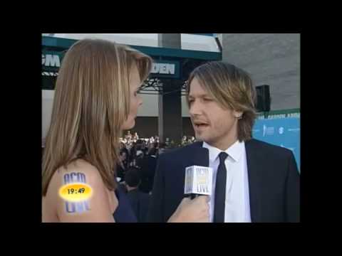 KEITH URBAN at the ACM Awards Orange Carpet 2010