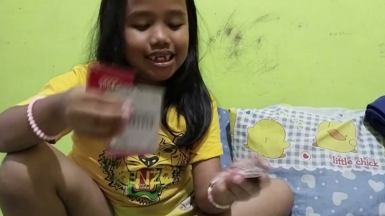 Mewarnai dus tempat mainan