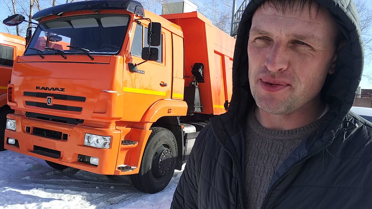 Камаз обгоняет как стоячего