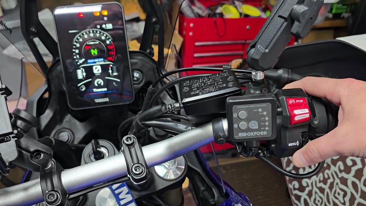 2024 Yamaha Tenere 700 turn off abs and change display modes.