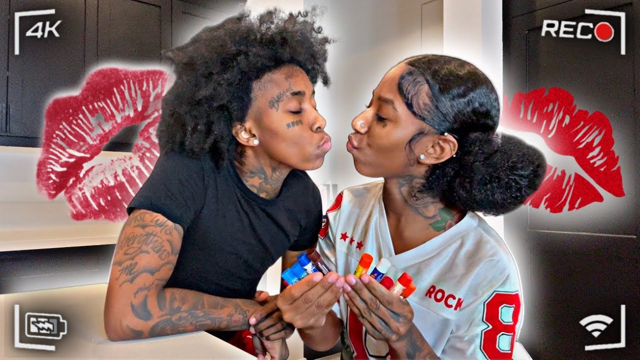 CHAPSTICK KISS1NG CHALLENGE WITH RKEMPIREE!!!