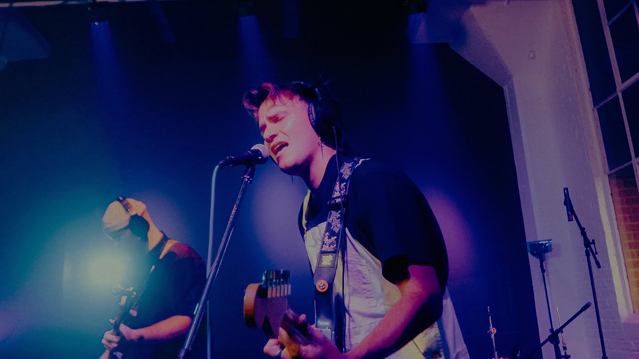 Flowerbabe - exorcism | Overdrive Studio Live - YouTube