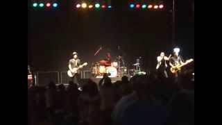 Royal Tailor - Live