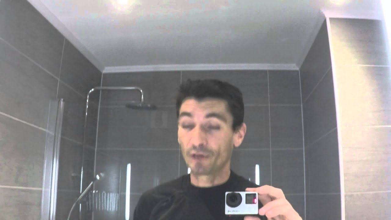 Création d'une petite salle de bain de 3,81m2, réalisée par la ...