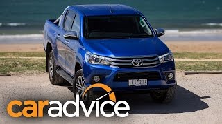 2015 Toyota HiLux : Quick Review