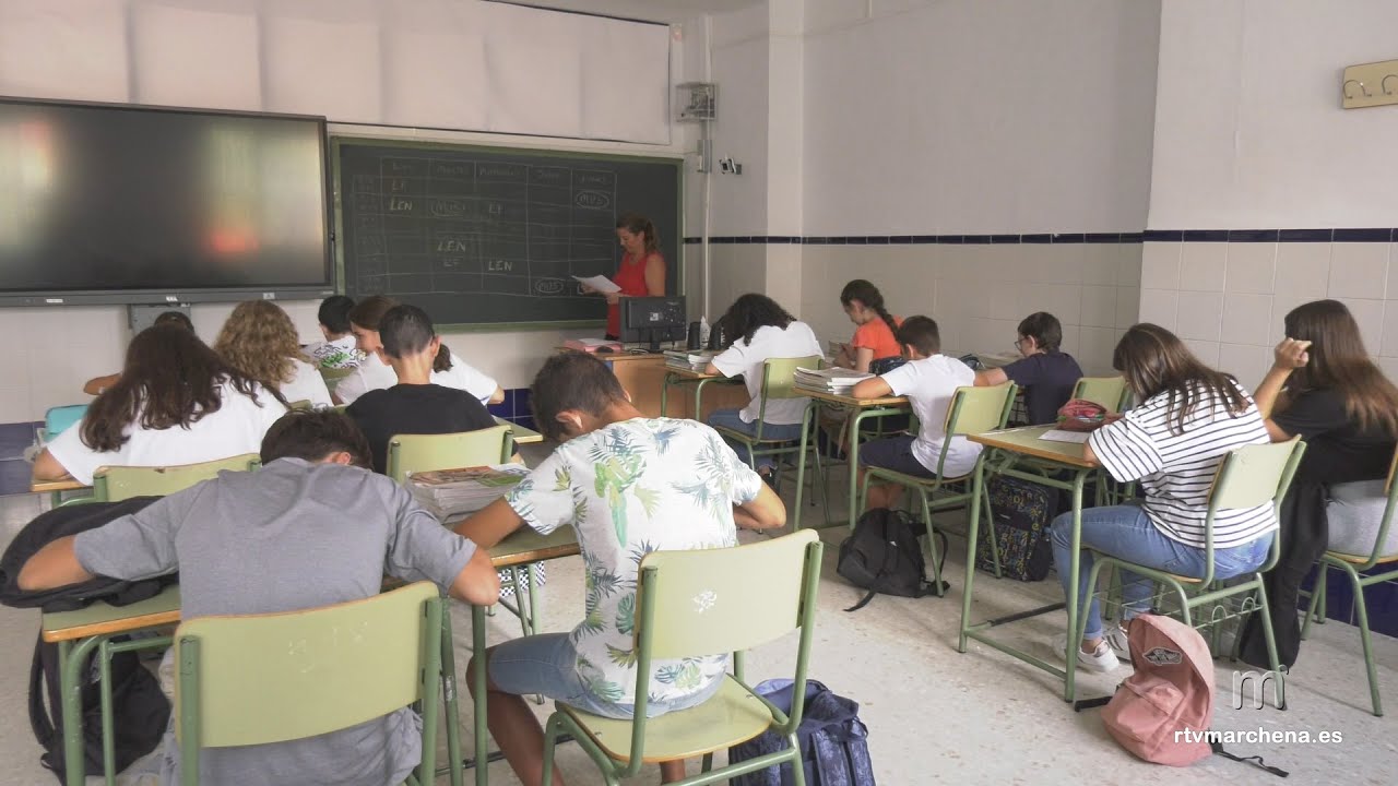 Inicio del nuevo curso en el IES Isidro Arcenegui