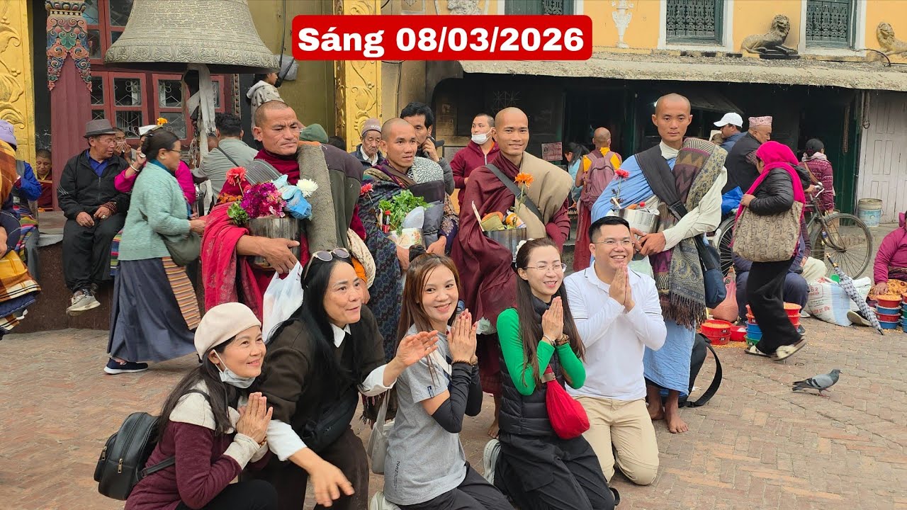 Hình ảnh đẹp huynh đệ sư Minh Tuệ khất thực trong tháp Như Ý Nepal 8/3/26