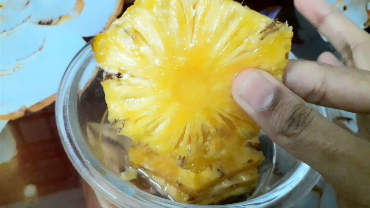 Try PINEAPPLE like this | kabi pineapple ko istara try karo - YouTube