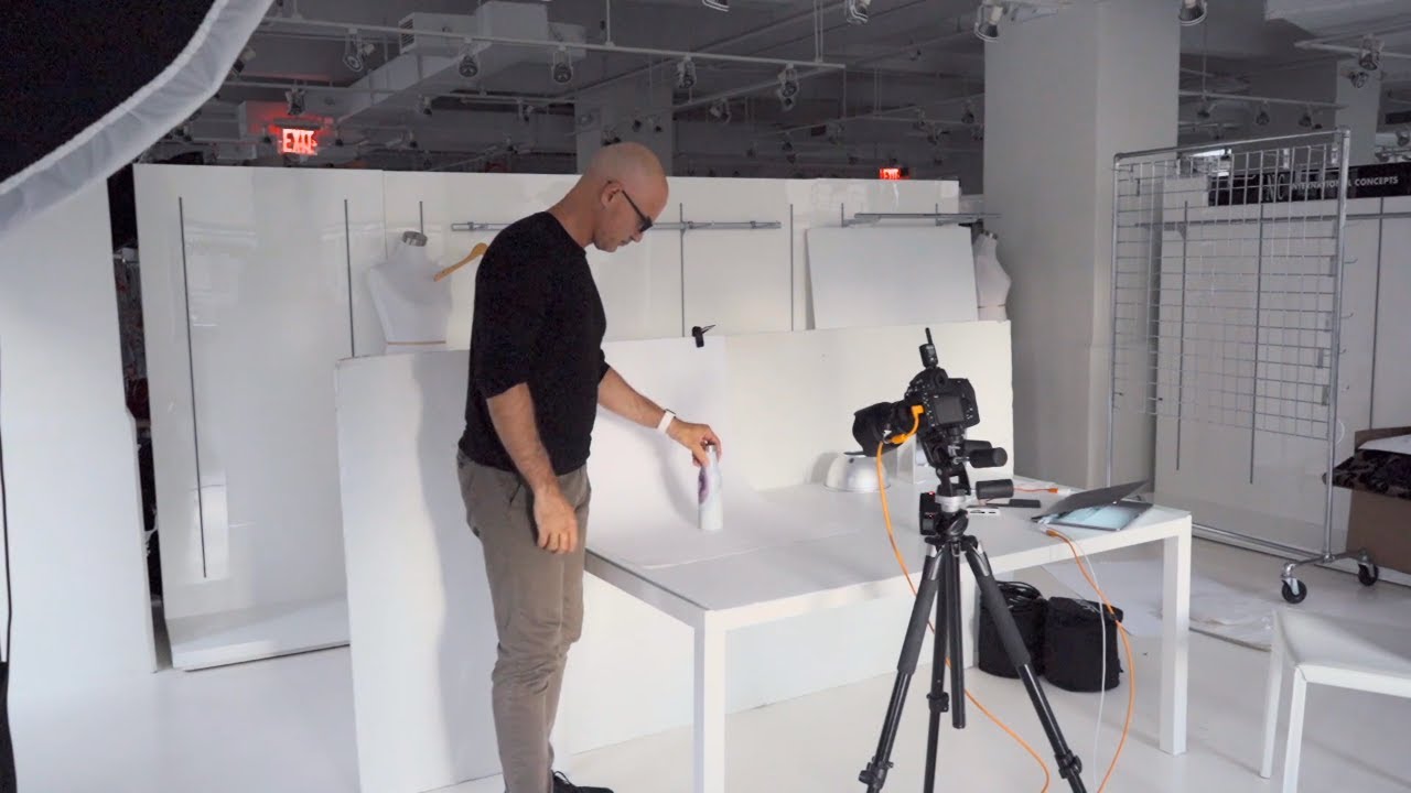 Product photography: How to make a perfect white background - YouTube