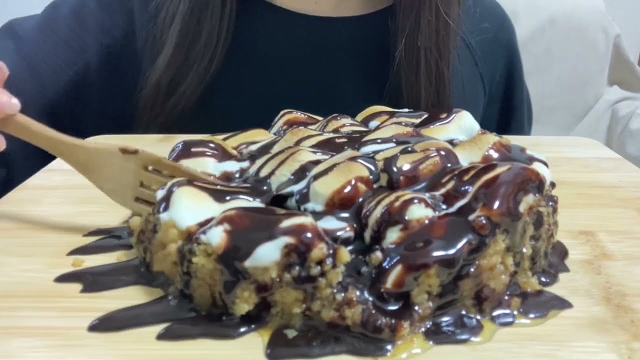 チョコレートモンスター ASMR 咀嚼音 モッパン mukbang