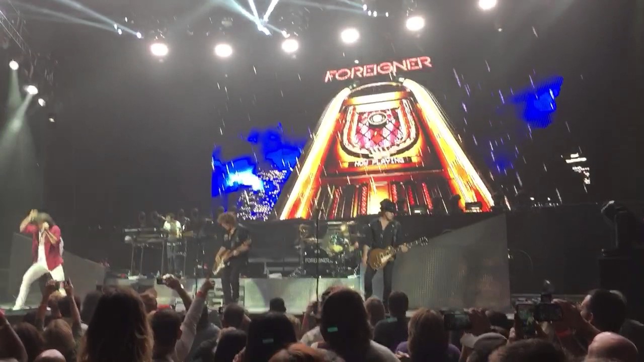 Foreigner Juke Box Hero LIVE Front Row In Jacksonville Florida On 