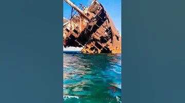 سفينة غارقه 