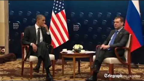 Barack Obama in open microphone gaffe with Dmitry Medvedev - DayDayNews