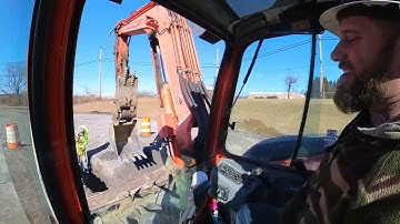 Safely digging around utilities: On site with Adam Hall #DozerKing