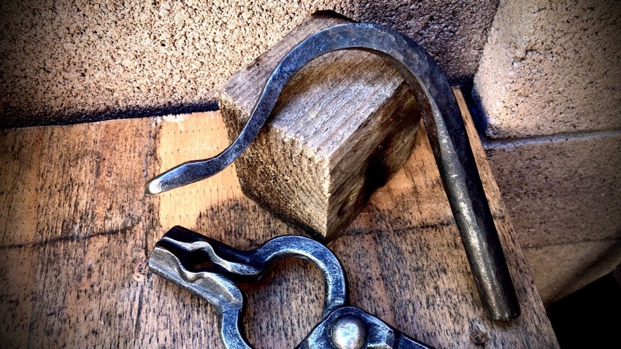 Blacksmithing I a holdfast YouTube