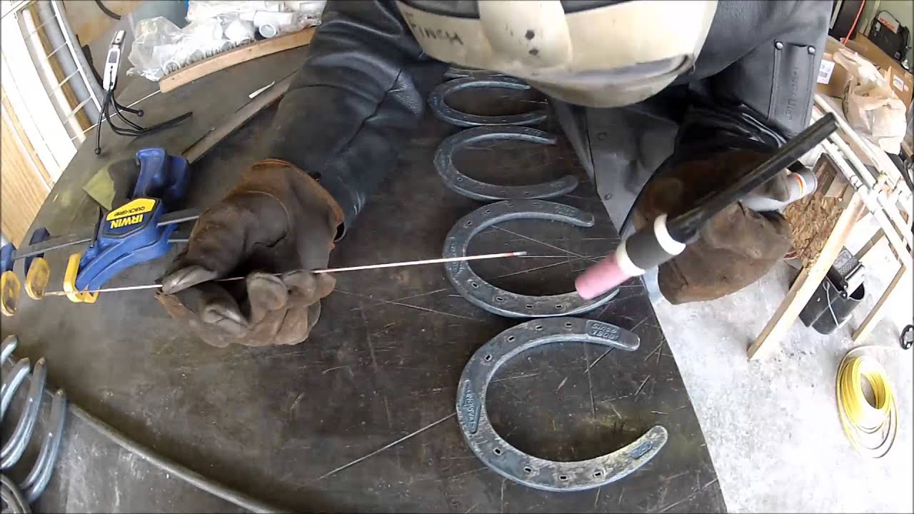 Horse Shoe Boot Rack - YouTube