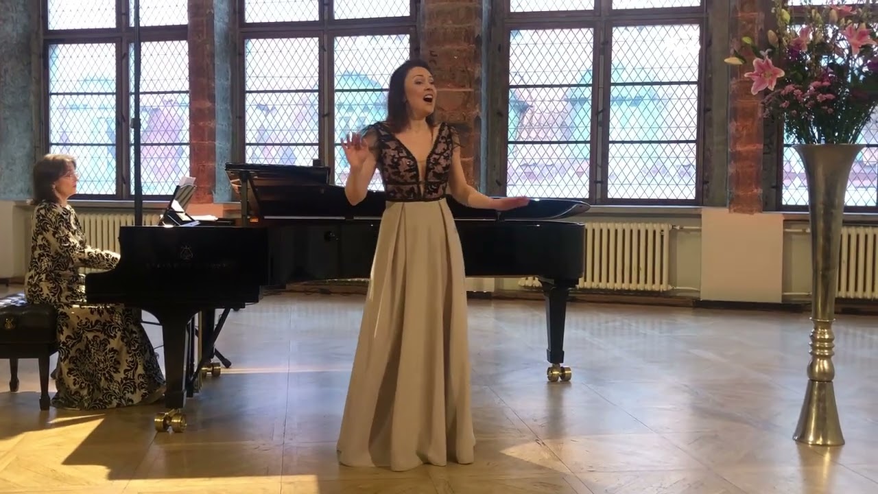 Marguerite aria from Faust by Olga