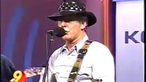 Benny Barnes "Tip The Bottle" KCAU TV Live Perform...