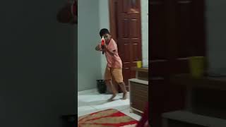 Hoje a gente fez uma guerra de arma 