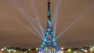 La tour eiffel Paris/la tour Eiffel est toujours là