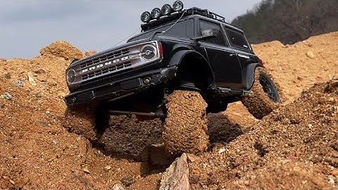 Axial SCX10 III FORD BRONCO 2021 Off-road Driving 4X4 RC Car No.11