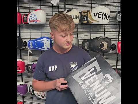 Video review from Boxing – Bought some lovely boxing boots!