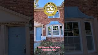 2 bedroom 2 and 1/2 bath apartment for rent in Norcross, Georgia.