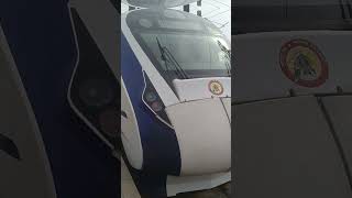 FASTEST TRAIN INDIAvandebharatexpress whatsappstatus shortvideo front look in light very beautif