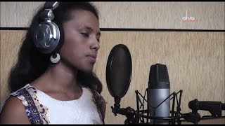 Novita Dewi  Sdanai Habis Air Mataku cover By Stellakaya