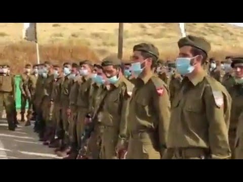 Israeli Soldiers Singing Ani Ma'amin, We Believe In God