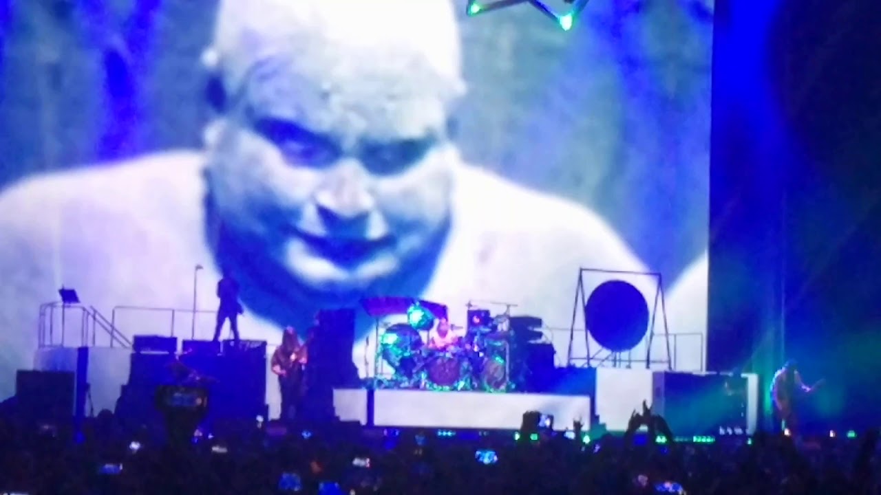 Tool - Stinkfist LIVE Las Vegas 1-17-2020 - YouTube