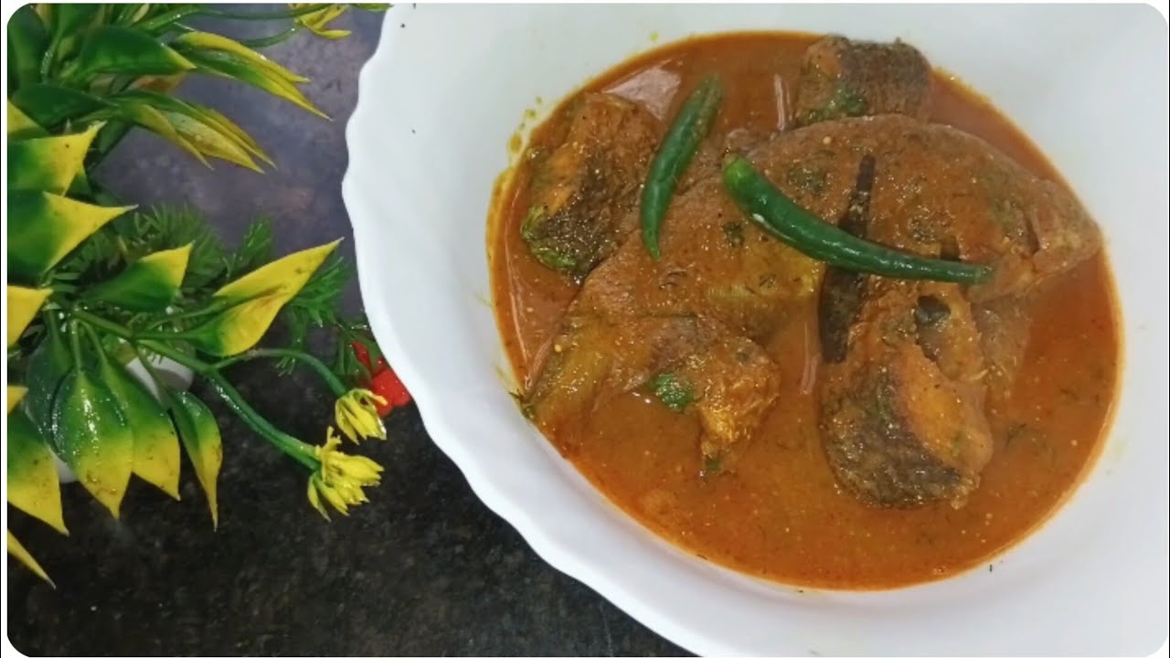 সবসময় রুই কাতলা এই সব বড় মাছের রেসিপি বানাই , আজ ঐ বড় মাছের পোনা দিয়ে ঝাল বানালাম।