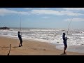 HOY PESCA DE COSTA EN MAR DEL PLATA, ENCARNE, TECNICA, LANCE PENDULO, ETC...