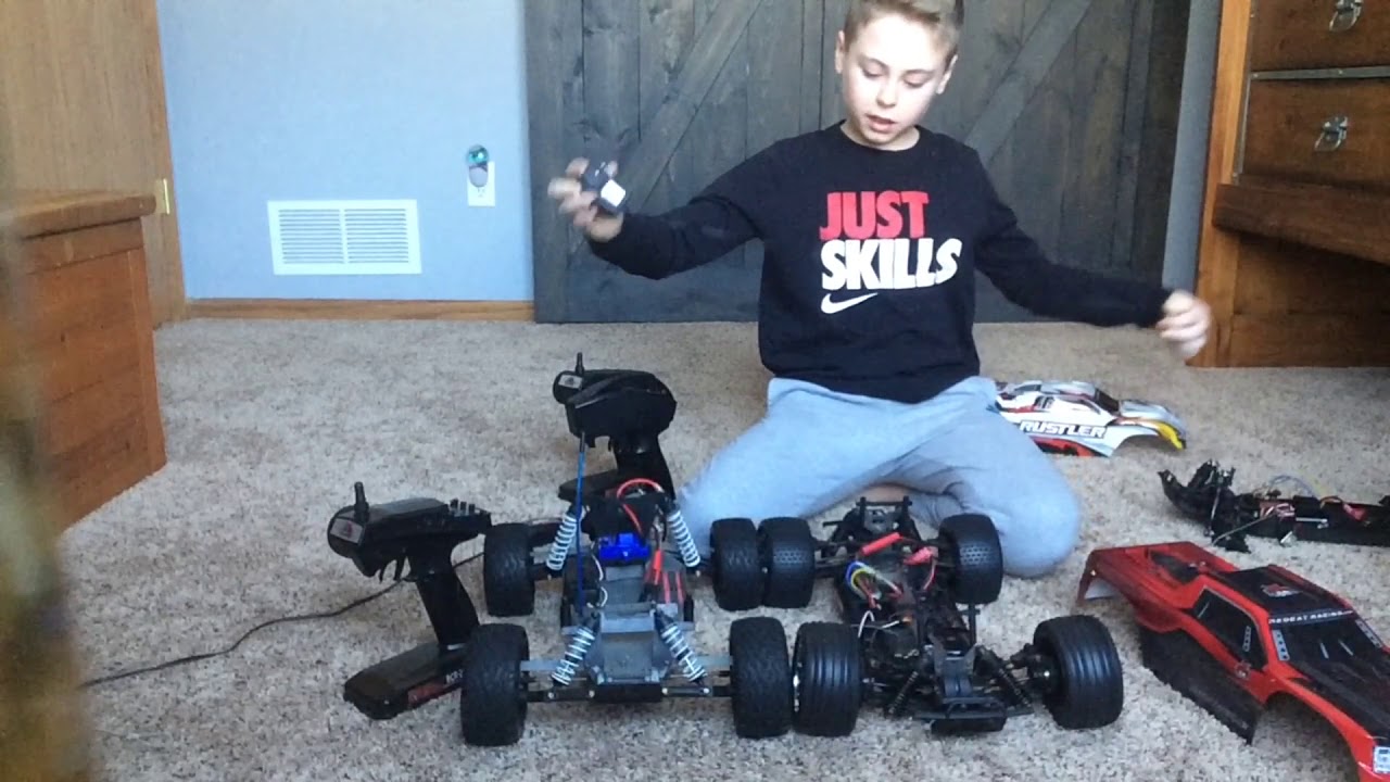 Review: Traxxas Rustler vs. Redcat Blackout XTE RC Off-road Trucks