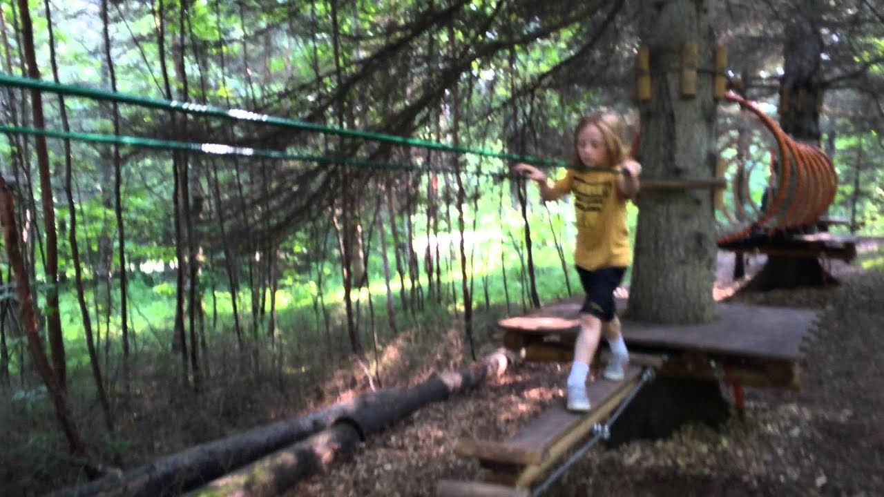Finn Parkour Parc Adventures Cap Jaseaux