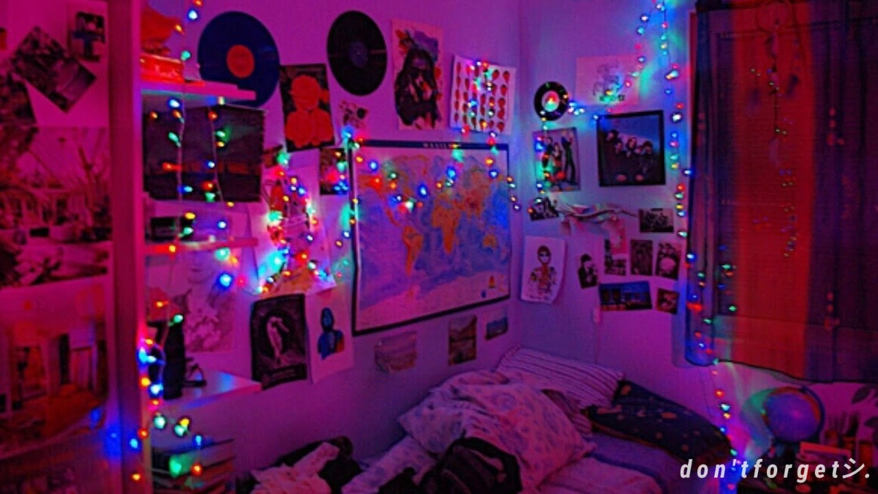 Kay Trashu - Tours Por Mi Cuarto [Letra]