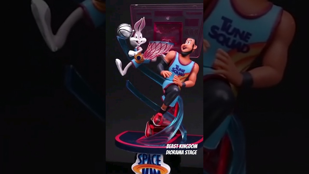 Beast Kingdom Space Jam Looney Tunes with LeBron James 
