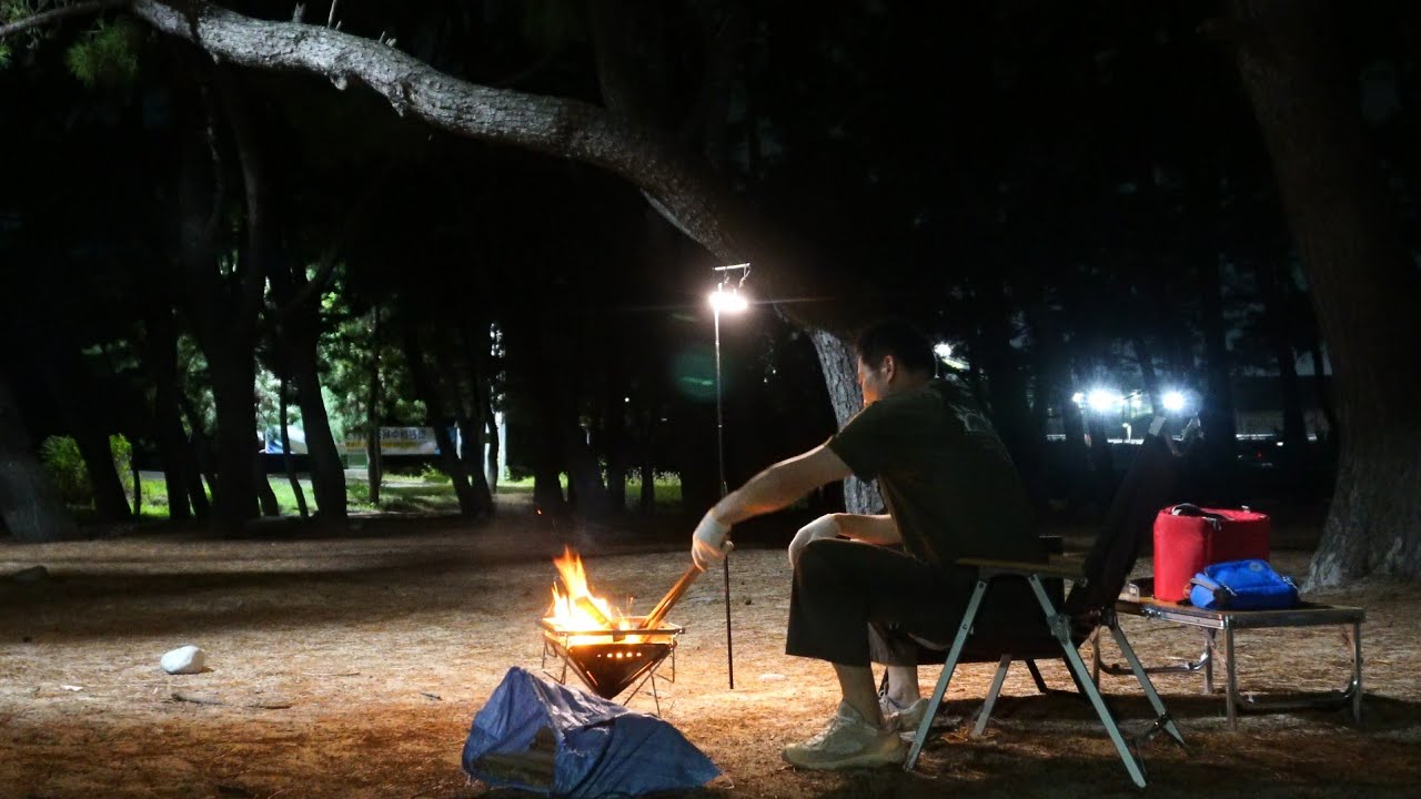 중년의 일탈/파도소리벗삼아  삼겹살에 소주힌잔