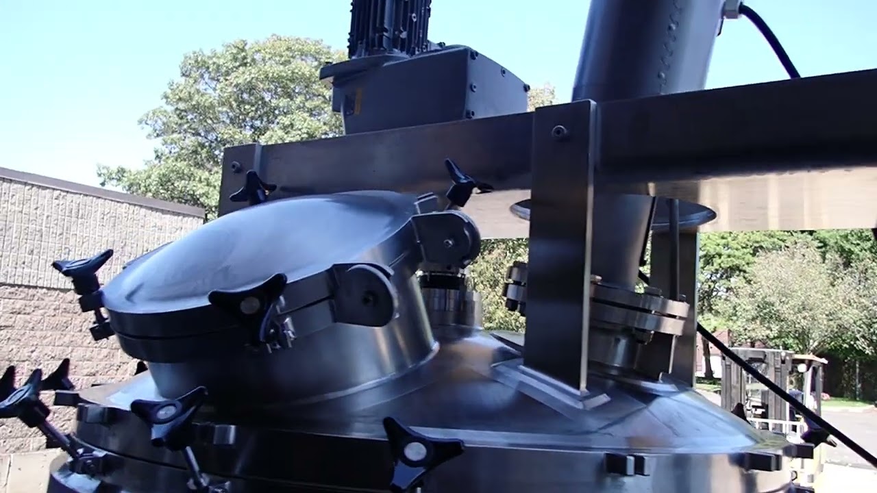 250 Gallon Lee S/S Agitated Vacuum Vessel W/ Tilt Out Agitation (Wohl Stock 