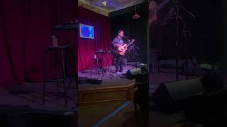Watch Bob Schneider Cheesecake Factory Bar video