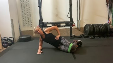 Dynamic Side Plank Clam Shell