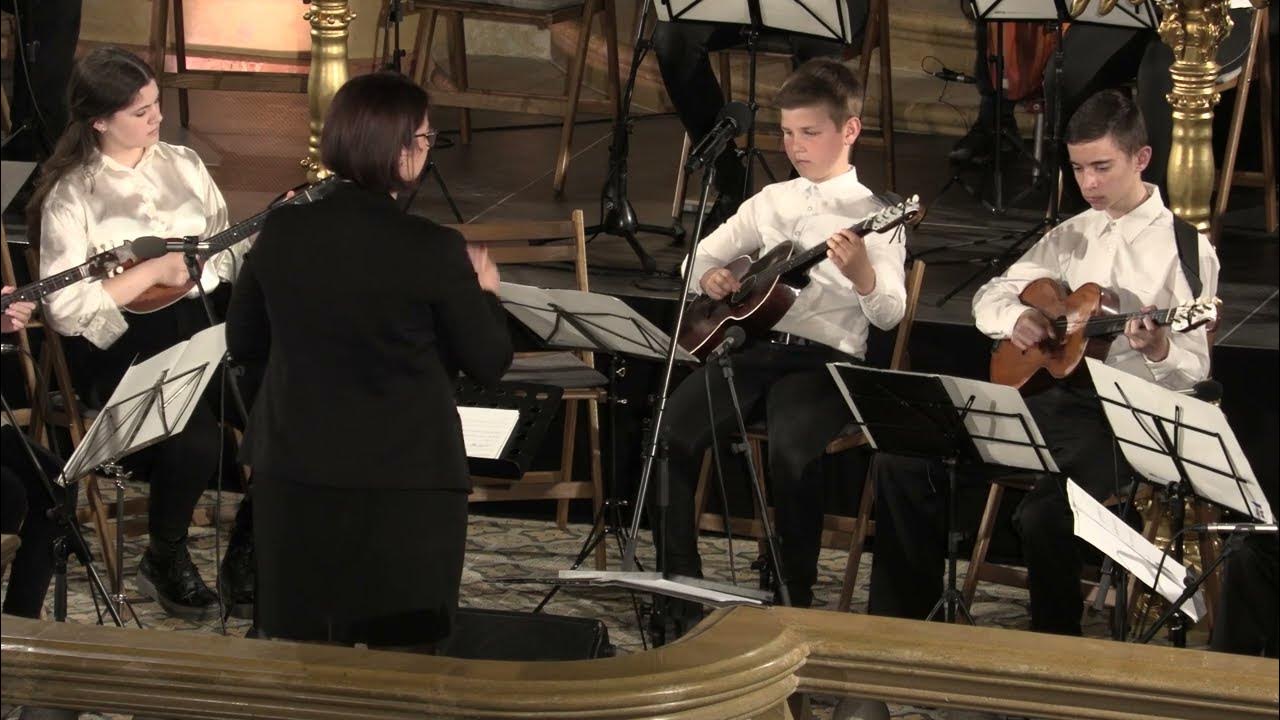 Deciji suboticki tamburaski orkestar Divojacko kolo YouTube